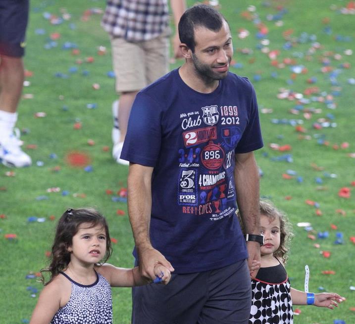 Mascherano: Cuộc đời tôi có hai niềm vui - Chơi bóng và ở bên gia đình